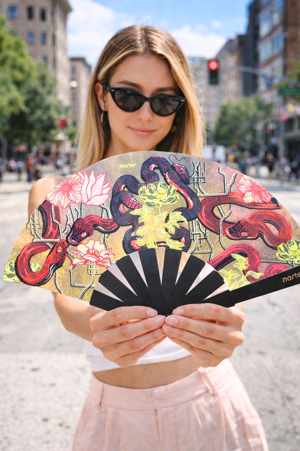 Abanico Venom Red Standard